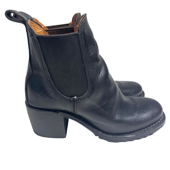 Frye Sabrina Black Leather Heeled Chelsea Boot Pull On - Picture 1 of 10